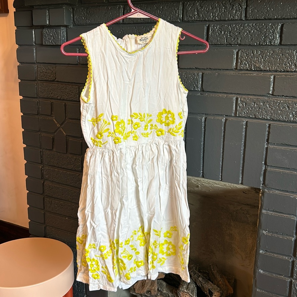 Mini Boden embroidered dress